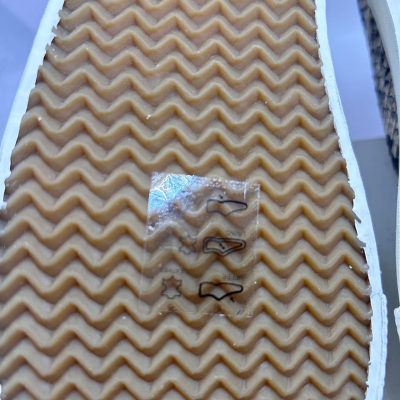 Women's rag & bone Sneakers, 6.5, snake - Picture 13 of 16